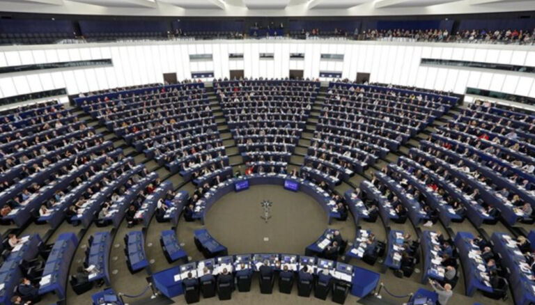 Ευρωβουλευτής ψάχνεται για ανεξαρτητοποίηση